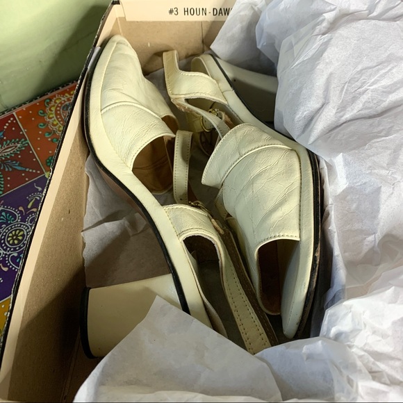 70s Hush Puppies Heels - Picture 9 of 10